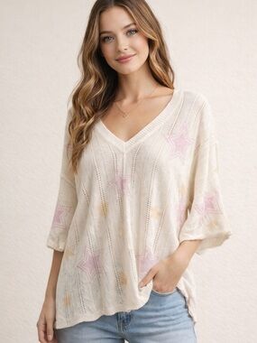 ⭐️ POL Cream Knit V Neck Light Weight Sweater with Star Design Size L